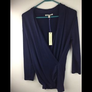 41 Hawthorn Wrap top